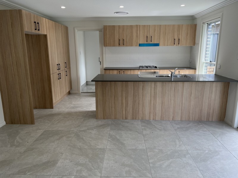 18 Kurrajong Crescent, Tahmoor NSW 2573
