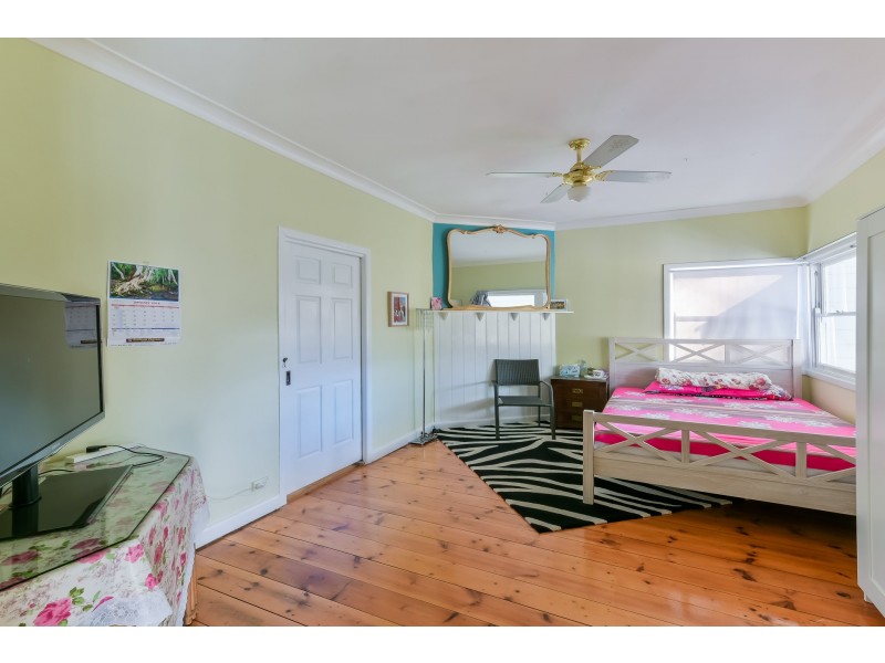 70 Darley Street, Thirlmere NSW 2572