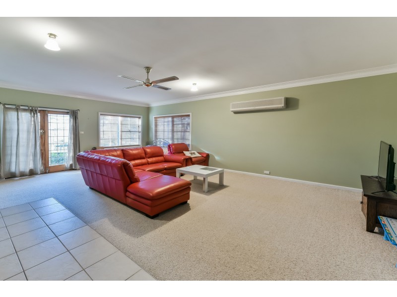 70 Darley Street, Thirlmere NSW 2572