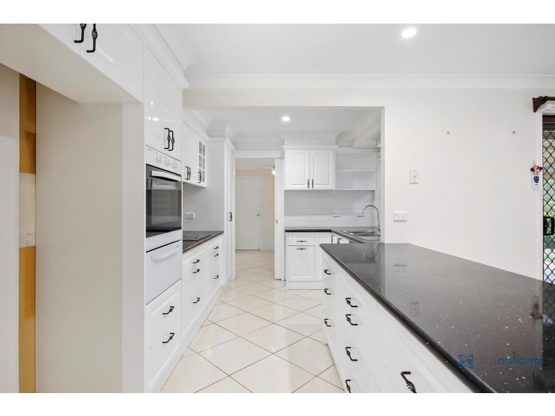 7 Middleton Place, Picton NSW 2571