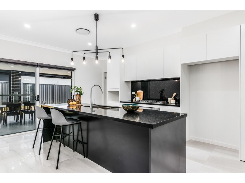 8 Dillies Lane, Tahmoor NSW 2573