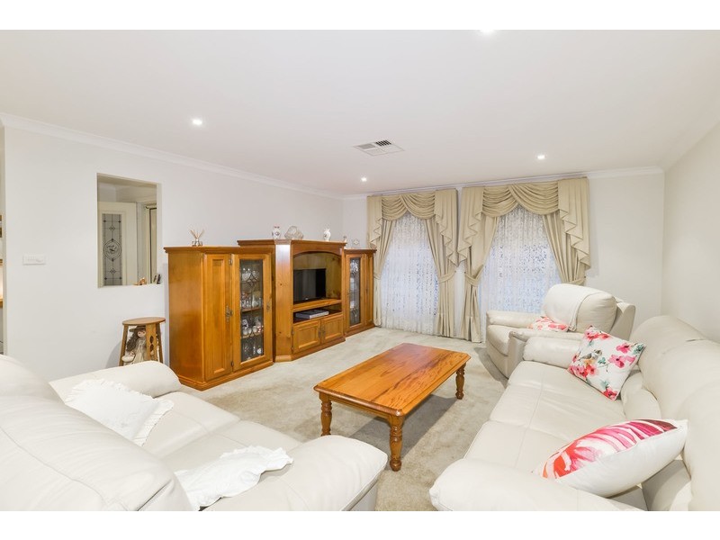 10 Emmett Street, Tahmoor NSW 2573