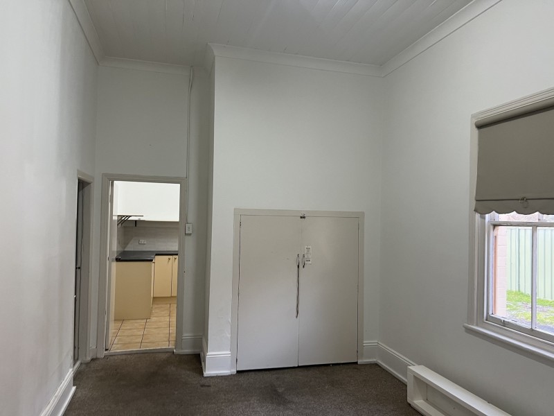 27B Oaks Street, Thirlmere NSW 2572