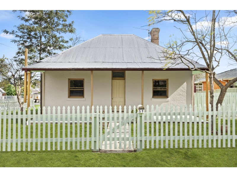 59 Westbourne Avenue, Thirlmere NSW 2572