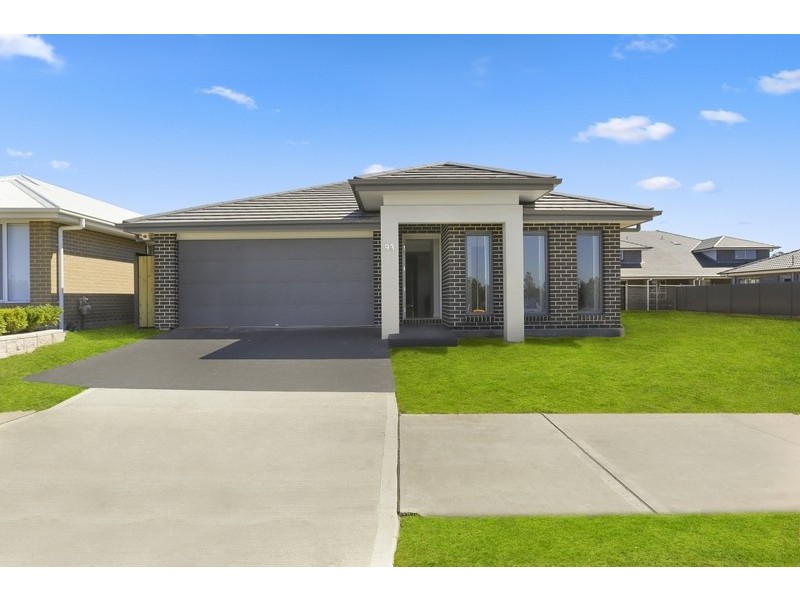 93 O’Keefe Drive, Oran Park NSW 2570