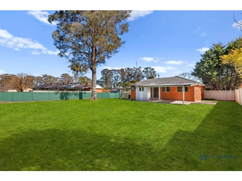 6 Courtland Avenue, Tahmoor NSW 2573