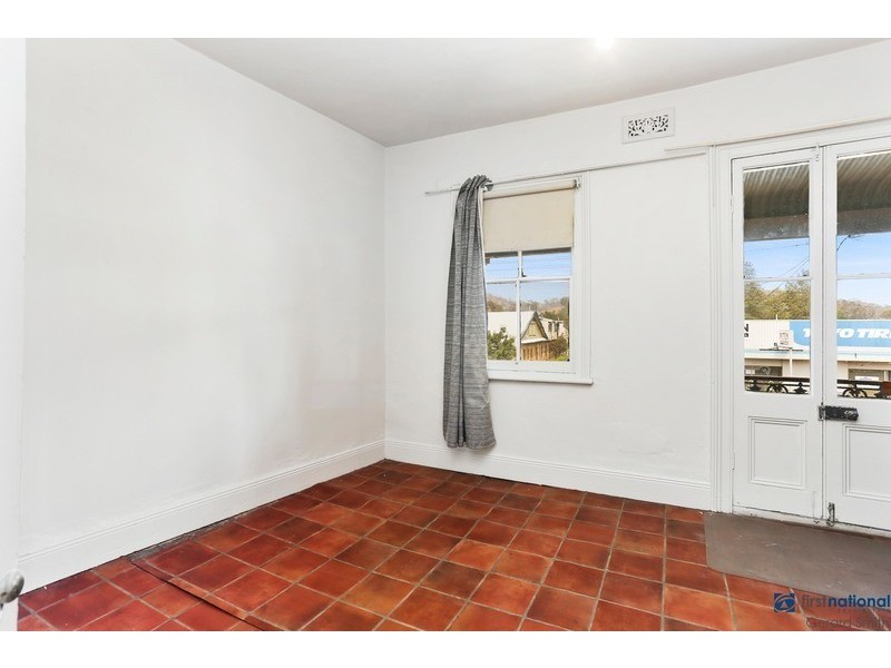 2/181 Argyle Street, Picton NSW 2571