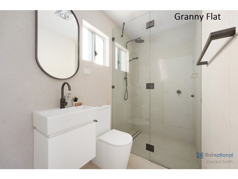 5C Hillside Place, Tahmoor NSW 2573