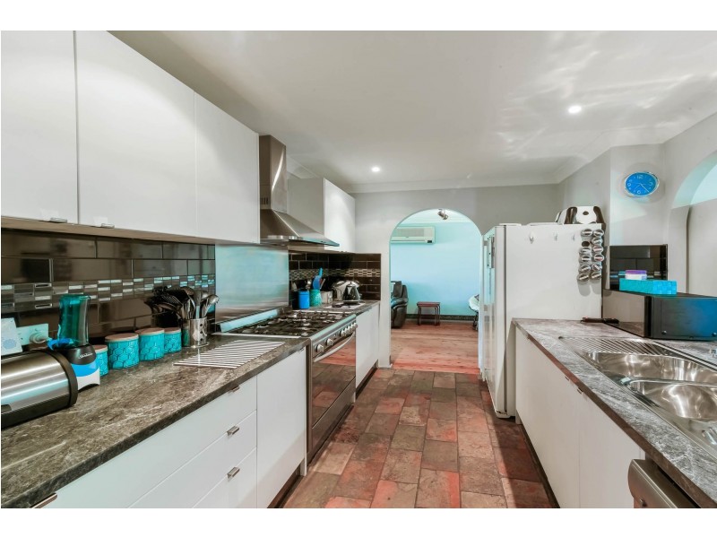 7 Close Street, Thirlmere NSW 2572