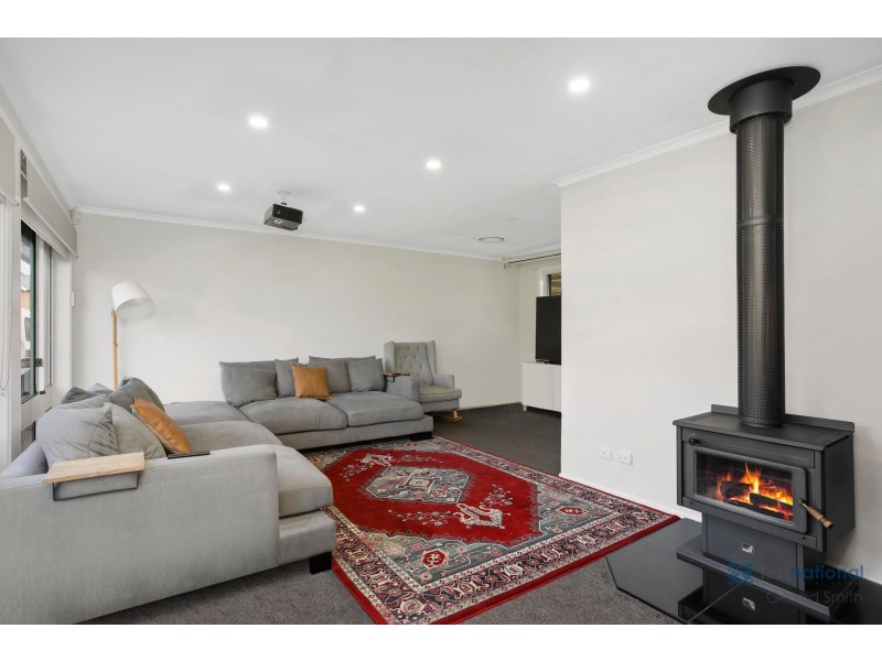 3 Marloo Place, St Helens Park NSW 2560