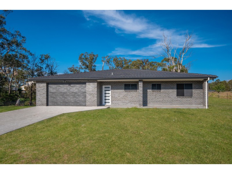 79 Lakes Street, Thirlmere NSW 2572