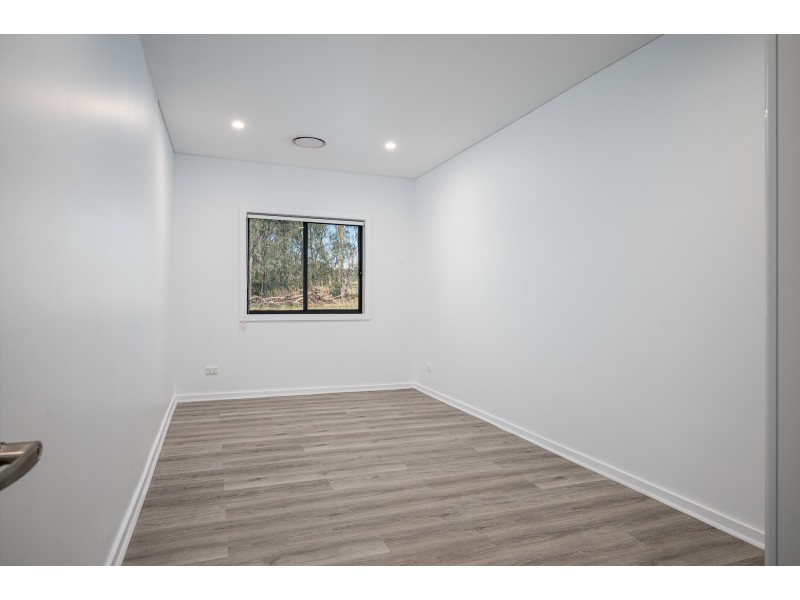 79 Lakes Street, Thirlmere NSW 2572