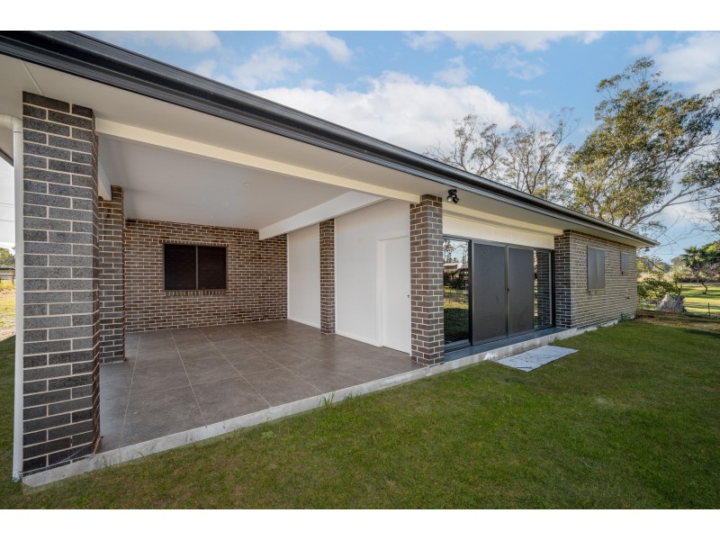 79 Lakes Street, Thirlmere NSW 2572