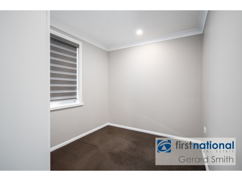 2/63 Oaks Street, Thirlmere NSW 2572