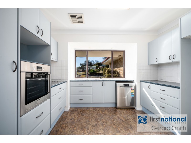 30 Hill Street, Picton NSW 2571