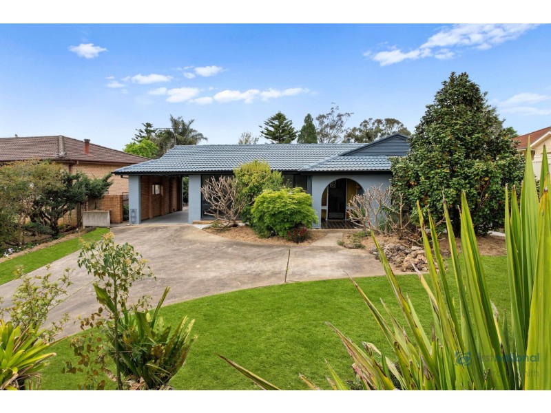 8 Struan Street, Tahmoor NSW 2573
