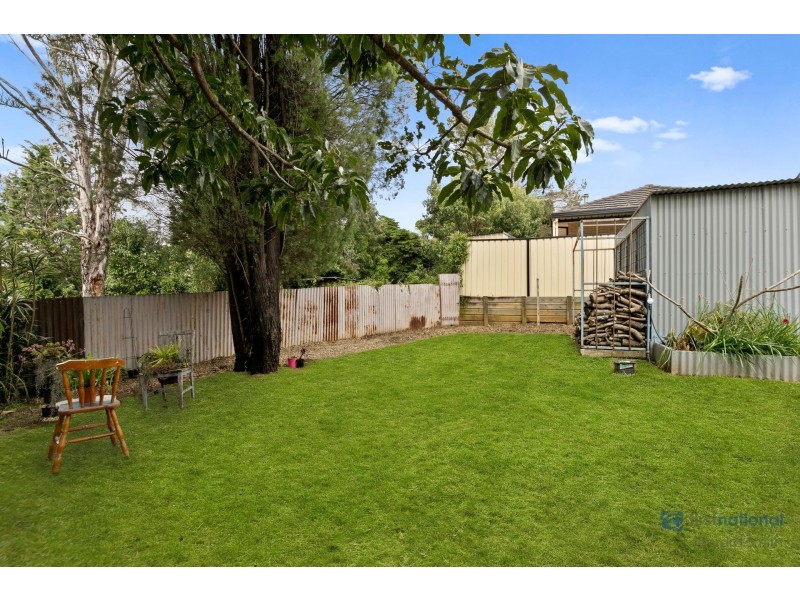 8 Struan Street, Tahmoor NSW 2573