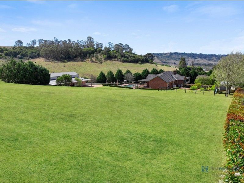 15 Equestrian Drive, Picton NSW 2571