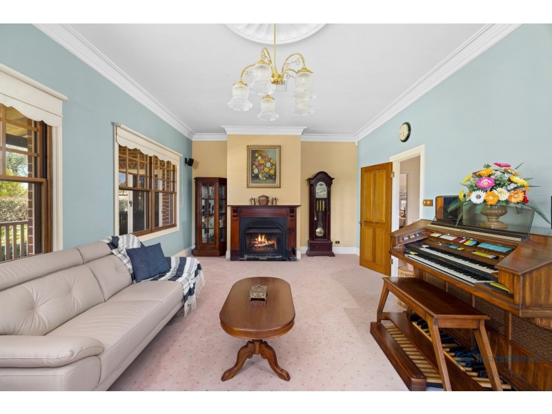 15 Equestrian Drive, Picton NSW 2571