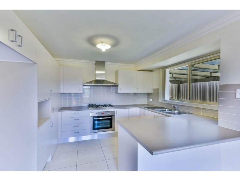2 Thompson Place, Tahmoor NSW 2573