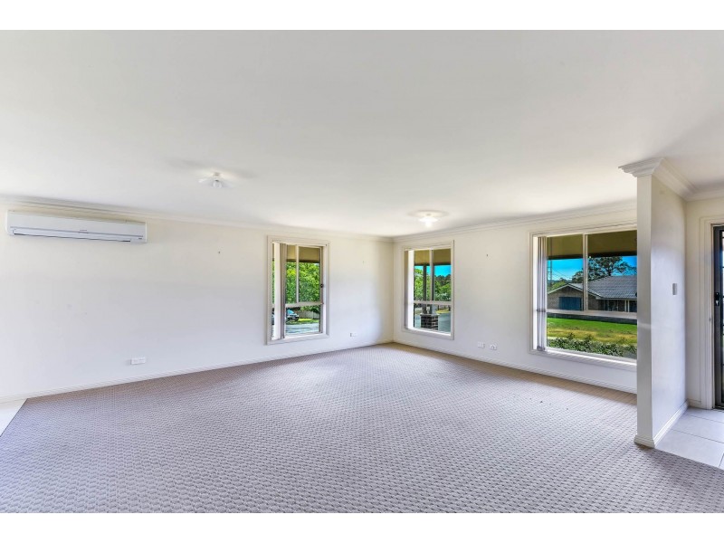 2 Thompson Place, Tahmoor NSW 2573