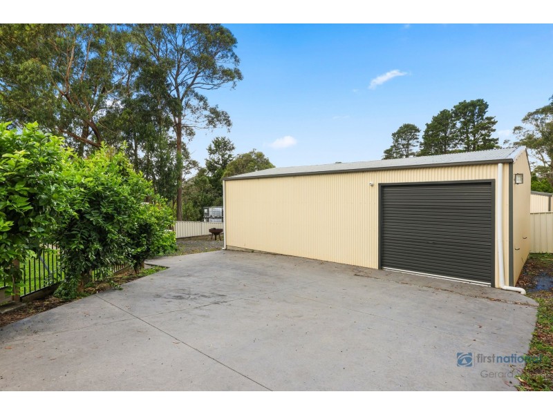11 Pirrillie Street, Hill Top NSW 2575