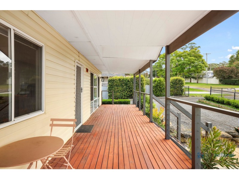 11 Pirrillie Street, Hill Top NSW 2575