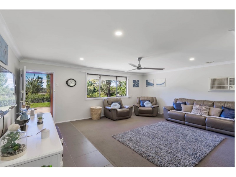 16 Railside Avenue, Bargo NSW 2574