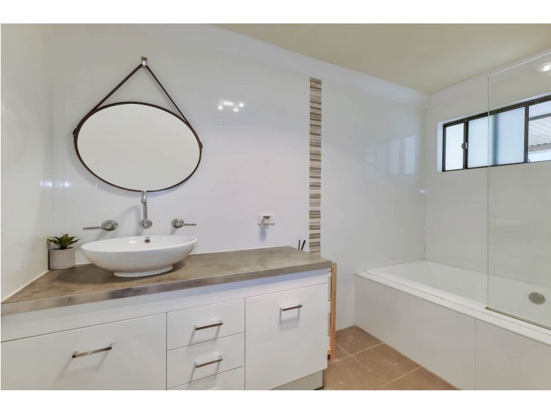 16 Railside Avenue, Bargo NSW 2574