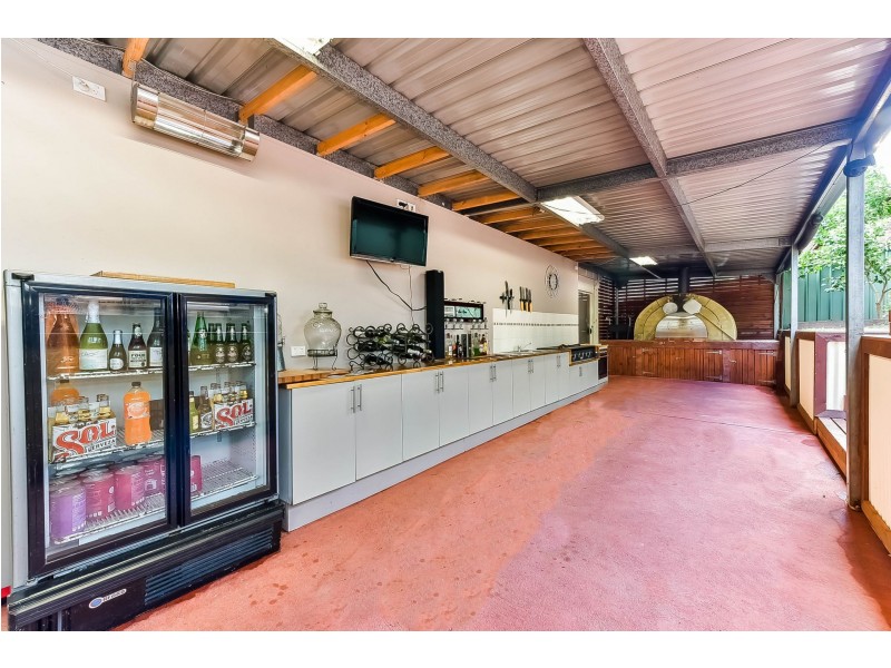 2 Laura Street, Hill Top NSW 2575