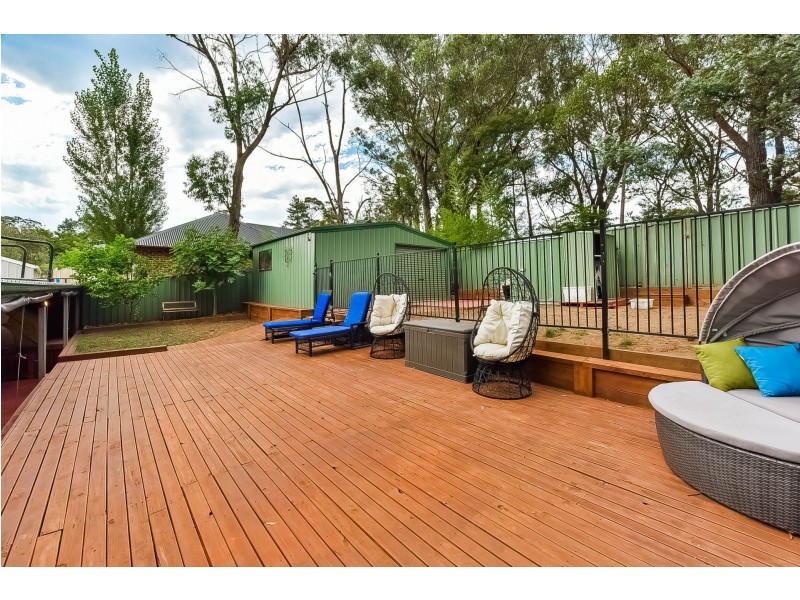 2 Laura Street, Hill Top NSW 2575