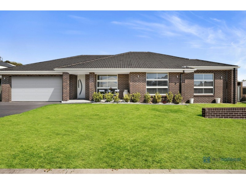 6 Emmaline Avenue, The Oaks NSW 2570
