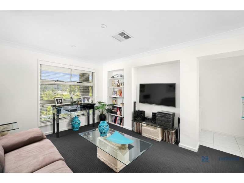 6 Emmaline Avenue, The Oaks NSW 2570