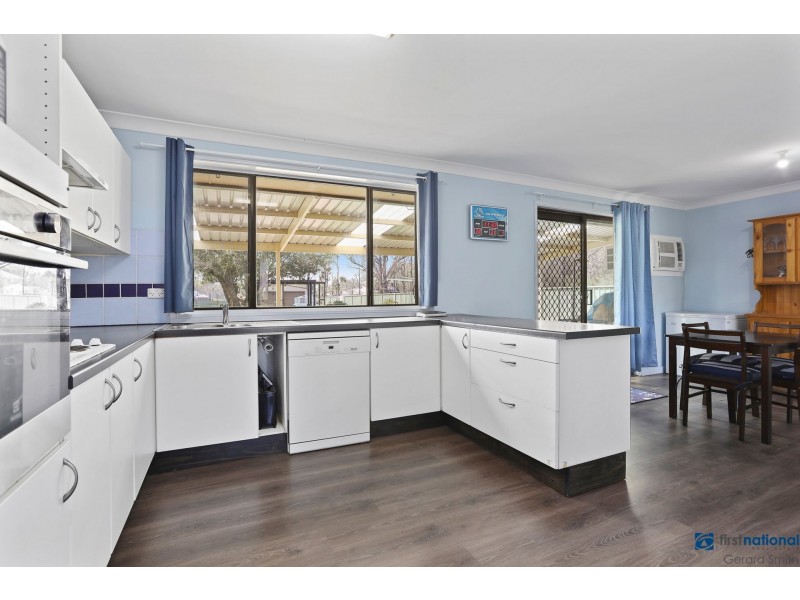34 Station Street, Thirlmere NSW 2572