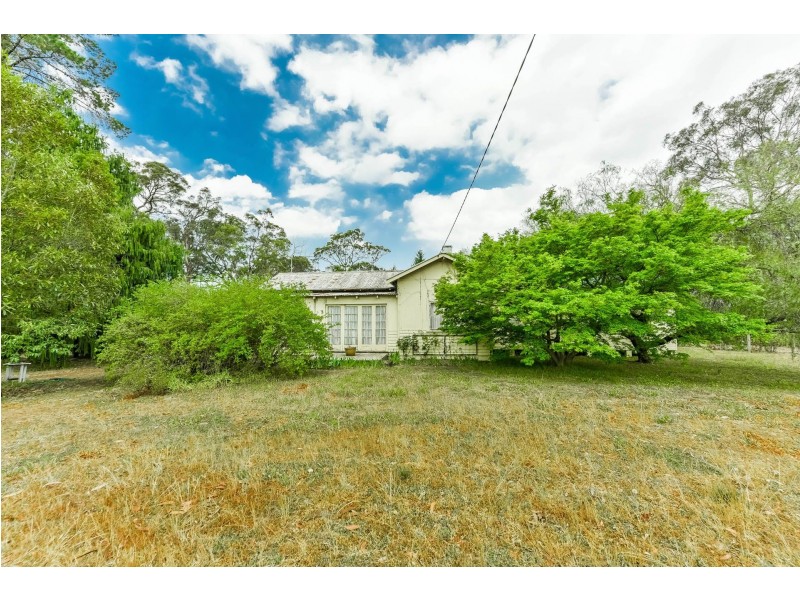 25 Byron Road, Tahmoor NSW 2573