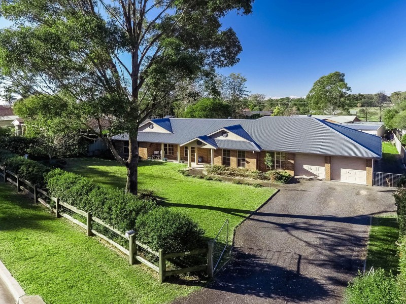 135 Great Southern Road, Bargo NSW 2574