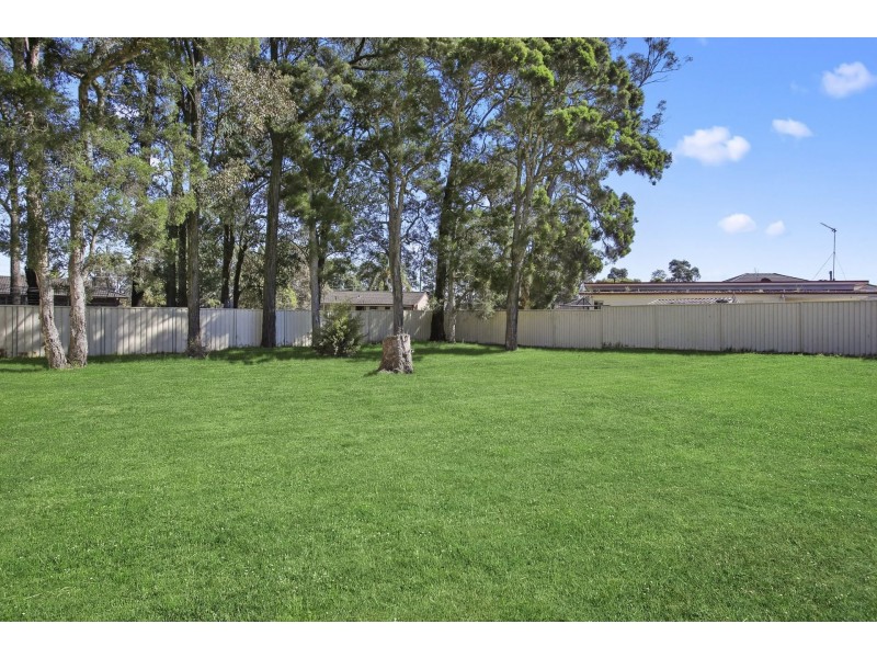 13 Courtland Avenue, Tahmoor NSW 2573
