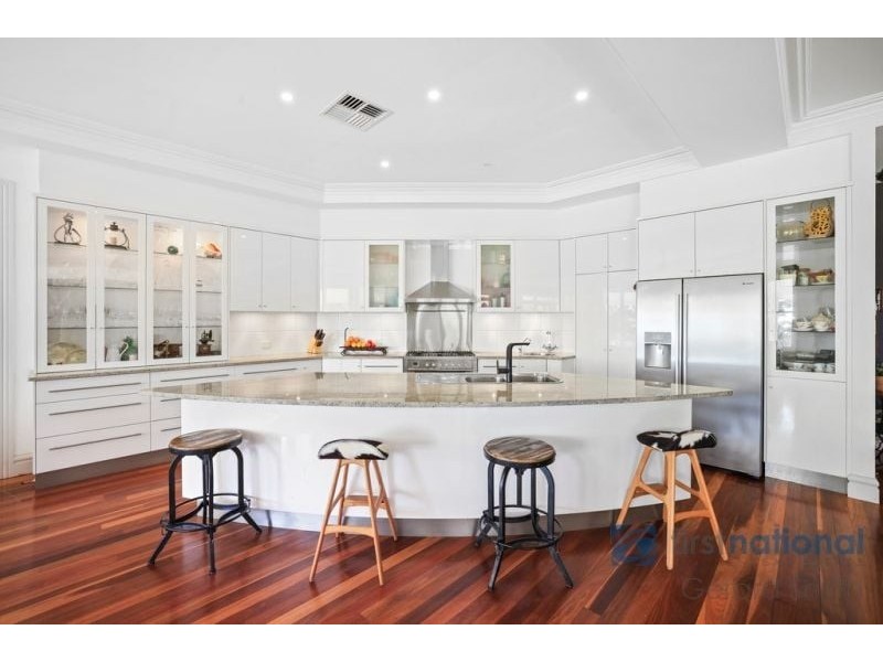 94 Longfield Lane, Oakdale NSW 2570