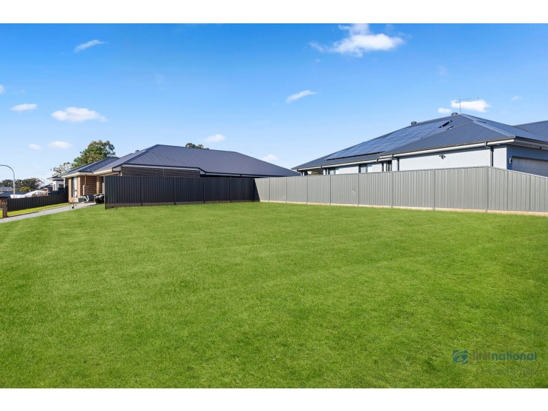 16 Cabrera Street, Thirlmere NSW 2572