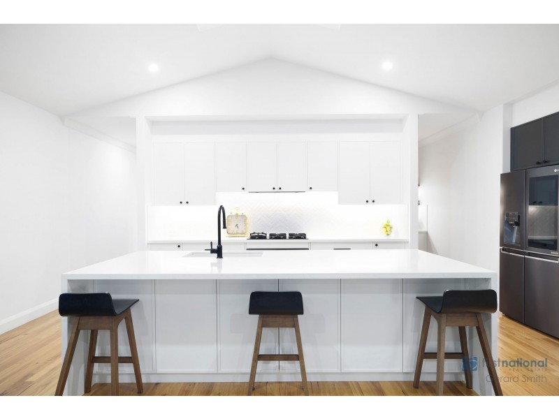 39 Eliza Place, Picton NSW 2571