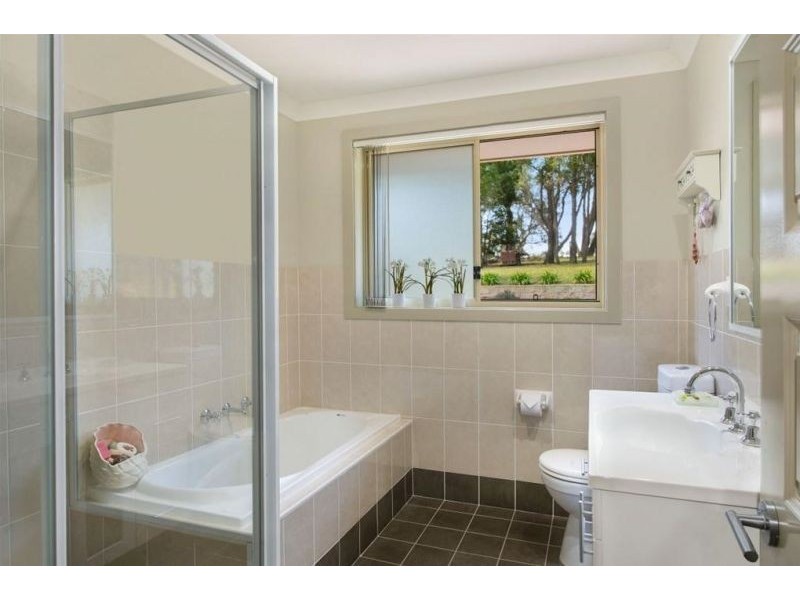 11 Bamburgh Place, Bundanoon NSW 2578