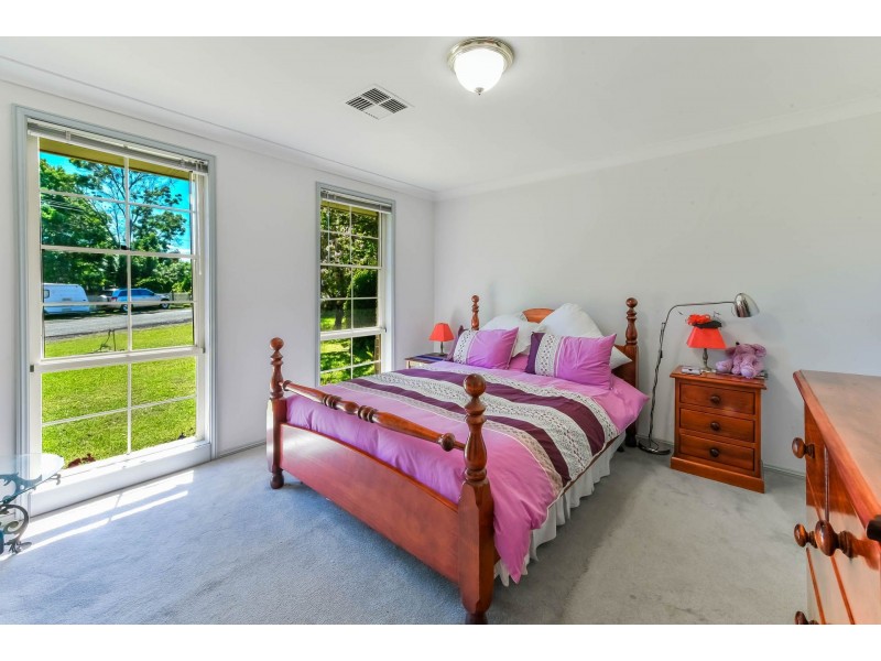 2a Myrtle Creek Avenue, Tahmoor NSW 2573