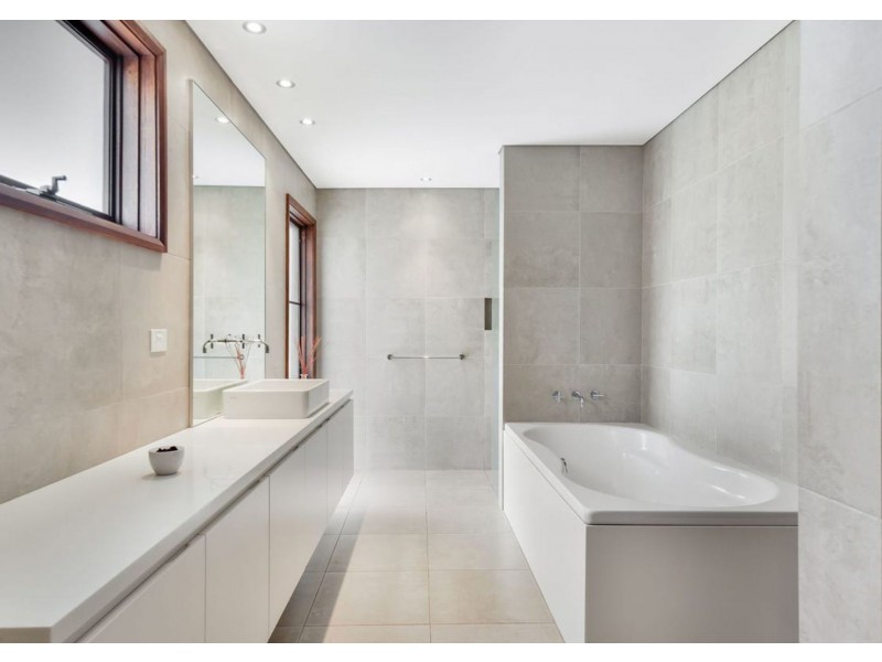 1558 Barkers Lodge Road, Oakdale NSW 2570