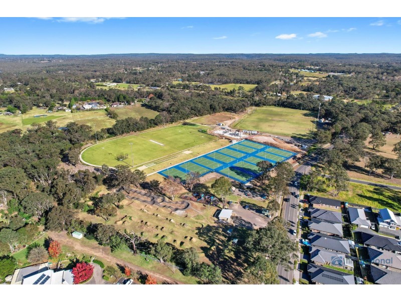 32 Castlereagh Street, Tahmoor NSW 2573