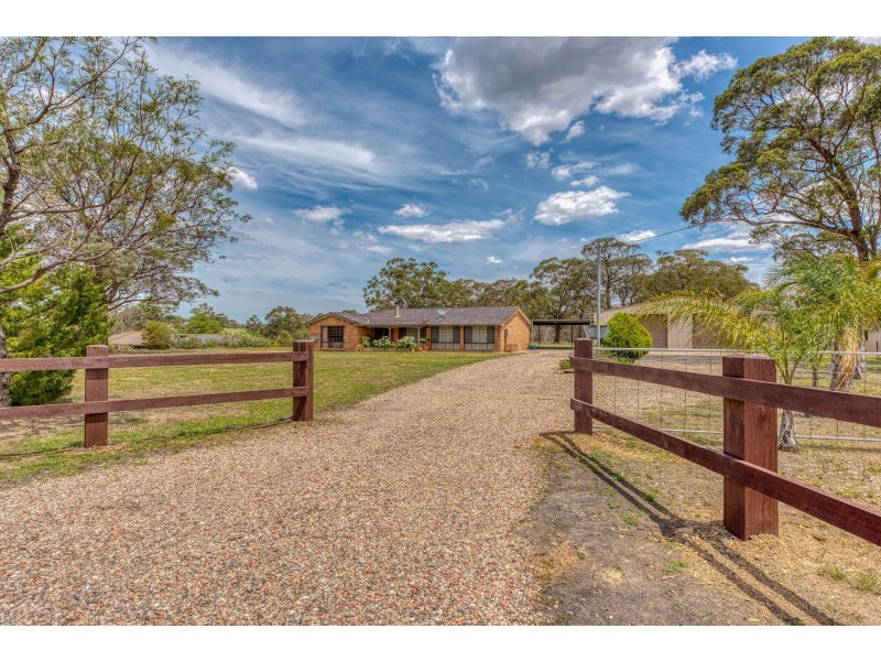 104 Stratford Road, Tahmoor NSW 2573