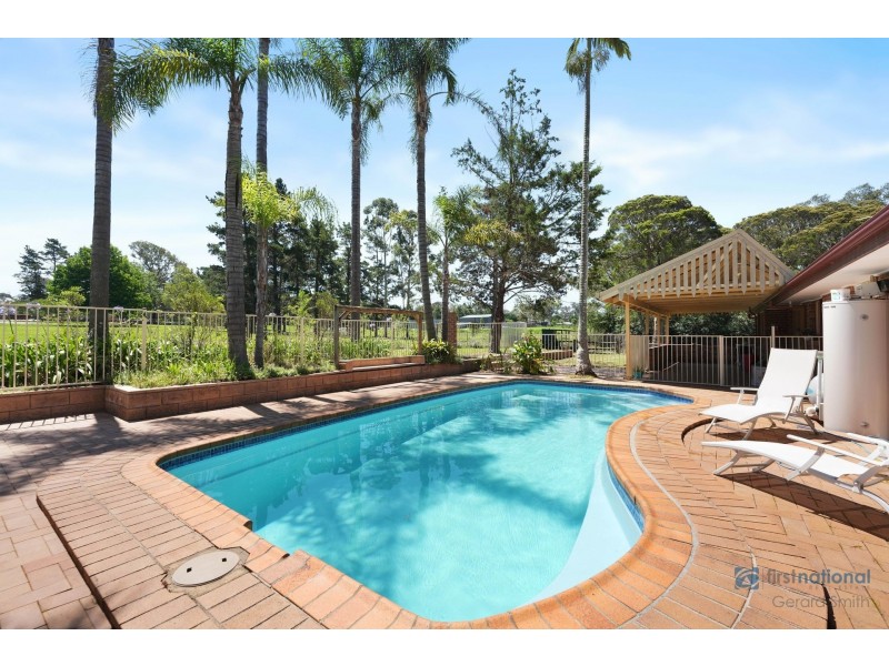 72 Shelleys Lane, Thirlmere NSW 2572