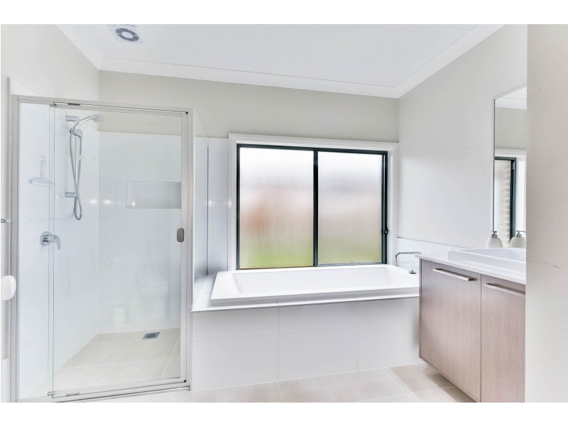 35 Maloney Chase, Wilton NSW 2571