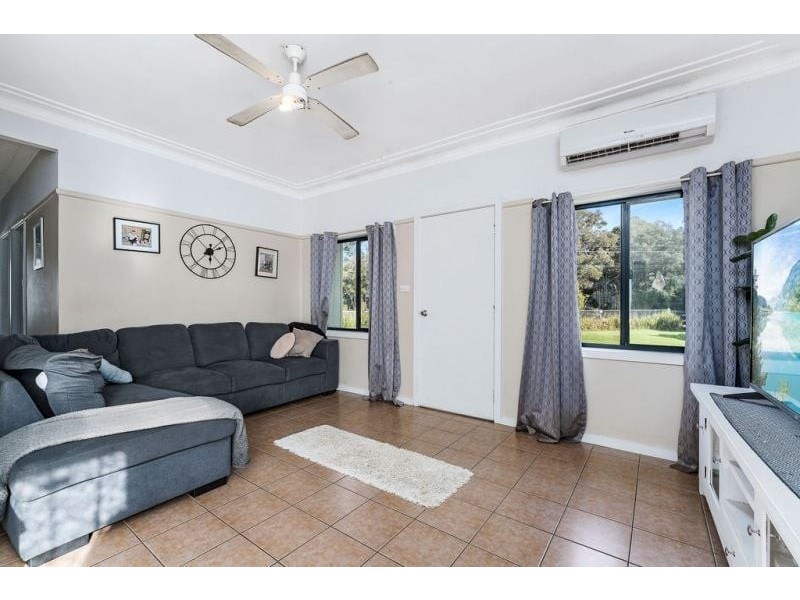55 Binalong Road, Belimbla Park NSW 2570