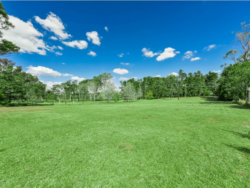 55 65 Bronzewing Street, Tahmoor NSW 2573