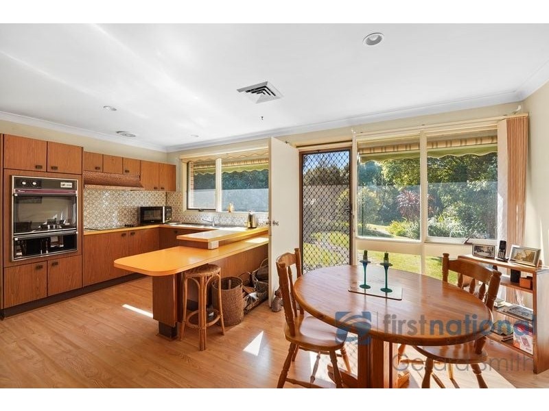 8 Stanley Street, Hill Top NSW 2575